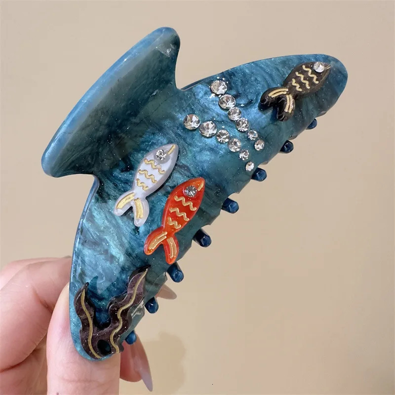 Korean Fashion Fish Hair Claw for Women Rhinestone Acetate Claw Clip Vacation Jewelry Hair Clip Trendy Claw Clips Accessorie 240709