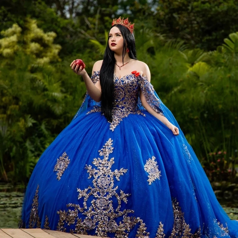 Royal Blue Off Shoulder Ball Gown Quinceanera Dresses 2025 Sweet 16 Princess Appliqued Lace With Cape Party Gowns Vestido De 15 Anos