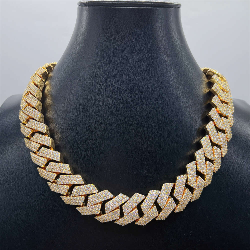Ready to Ship Hip Hop Jewelry 20mm Width Iced Out Luxury Custom Moissanite Cuban Link Chain