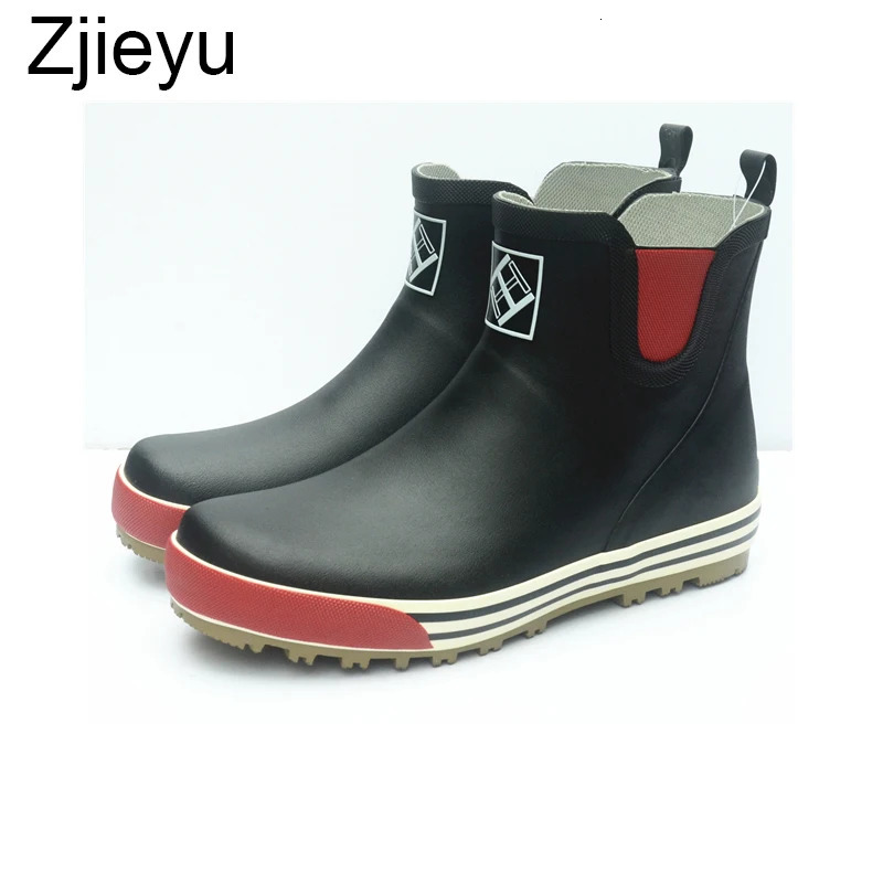 Rainboots Men Rubber Galoshes Waterproof Gumboots Boot with Low Short Tube Fishing Boots New and Reflective Bot In Night 240626