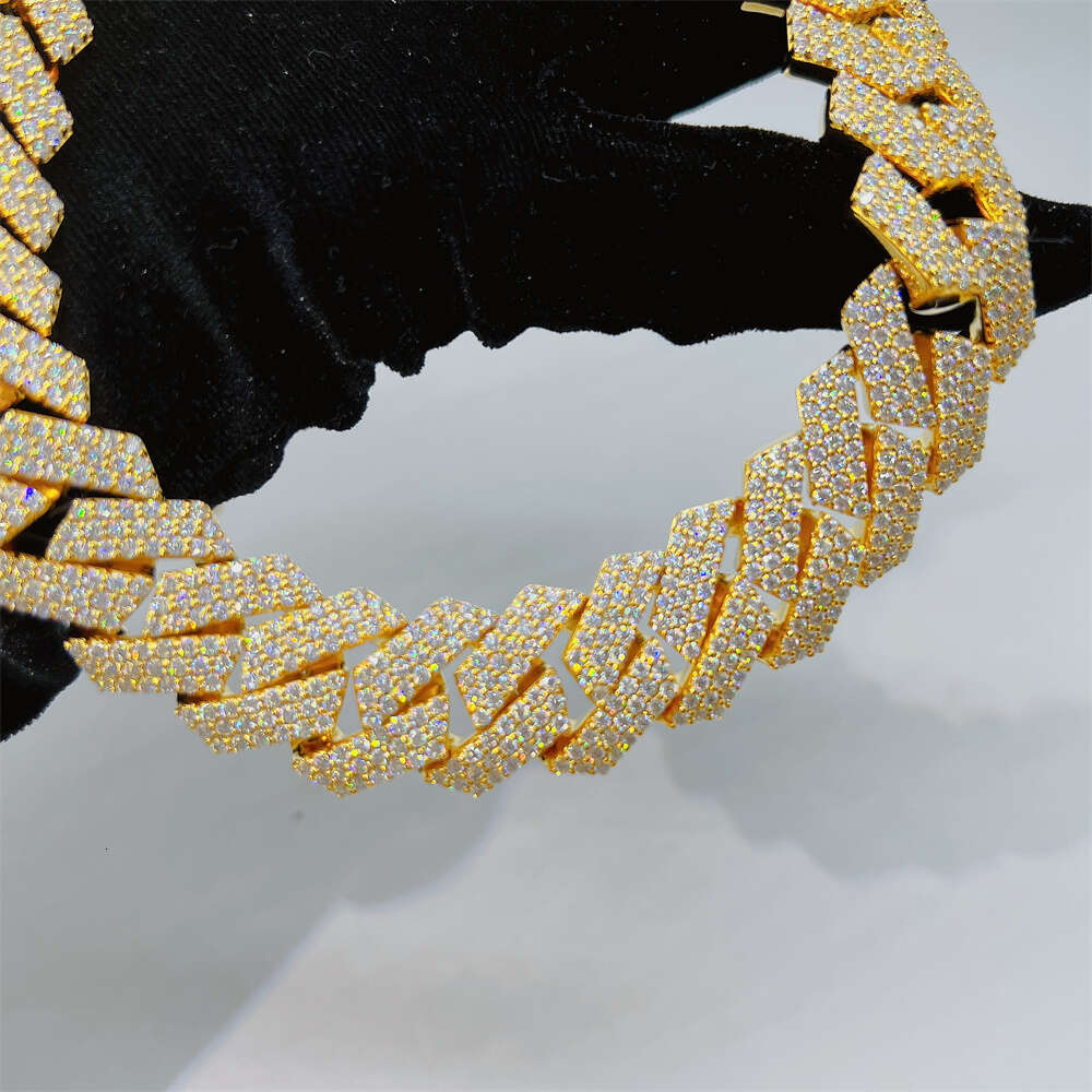 Ready to Ship Hip Hop Jewelry 20mm Width Iced Out Luxury Custom Moissanite Cuban Link Chain