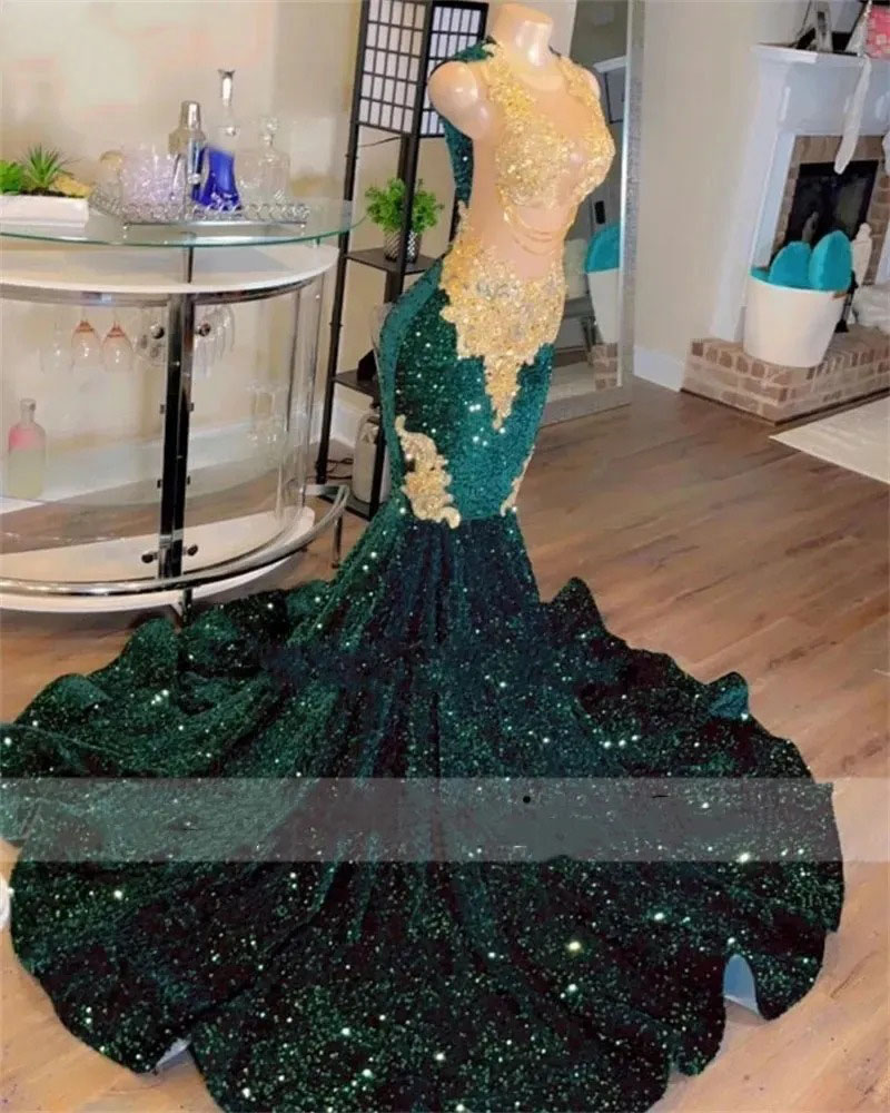 Sexy Dark Green Hollow Sequined Aso Ebi Prom Dresses Long Mermaid Gold Lace Sheer Neck Special Ocn Evening Gowns Plus Size Women Formal Vestidos De Fe