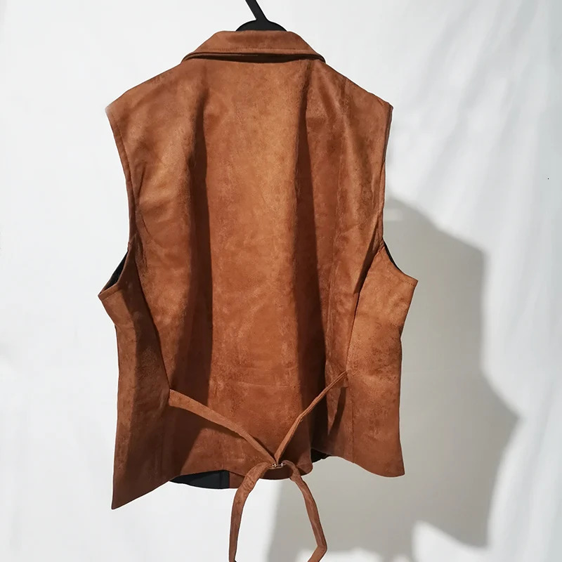 Vest Men Casual Waistcoat Man Faux leather fashion leather Slim vest lapel classical Vintage gilet European style male 240704