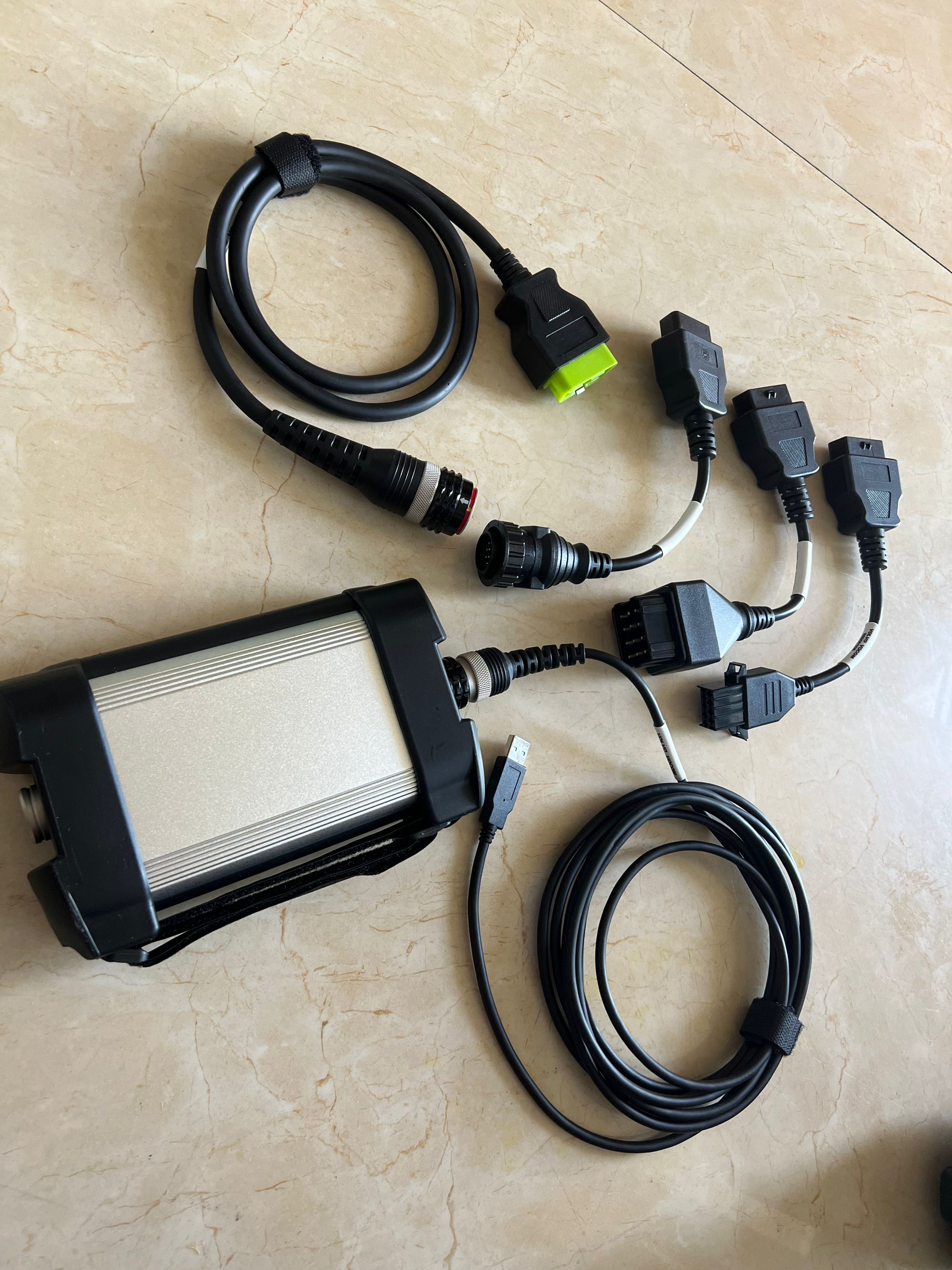 VOCOM II Software 2.8.150 SSD Vocom2 for Volvo Truck Diagnostic Tool With Multi languages and d630 laptop