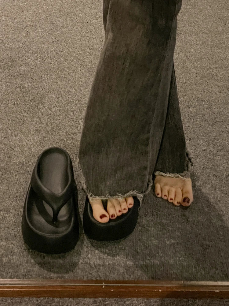 Shoe Skating Womens Summer Pantofle Sliding Rubber Flip Platform Bed Sheet Womens Beach Fashion Low 2024 Hawaii Military Knife Massage 240713