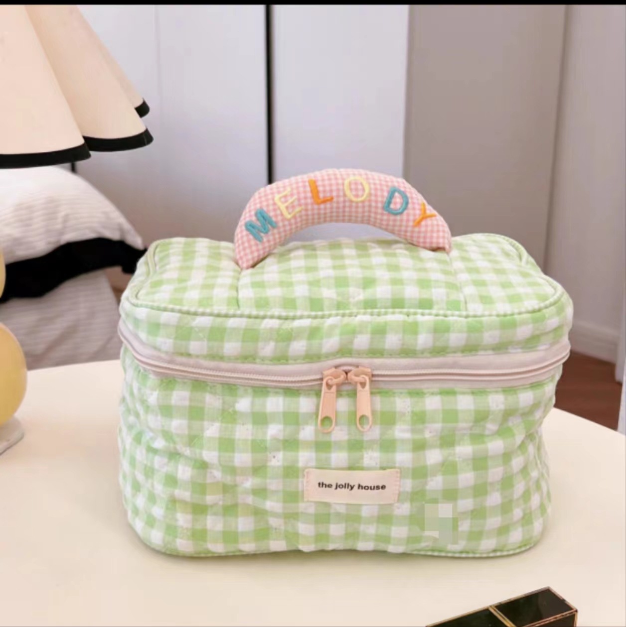 The tote bag Designer tote bag Advanced Student Puff Pillow Large Capacity Storage Makeup Bag Japanese High Beauty Pen Bag Travel Cosmetics