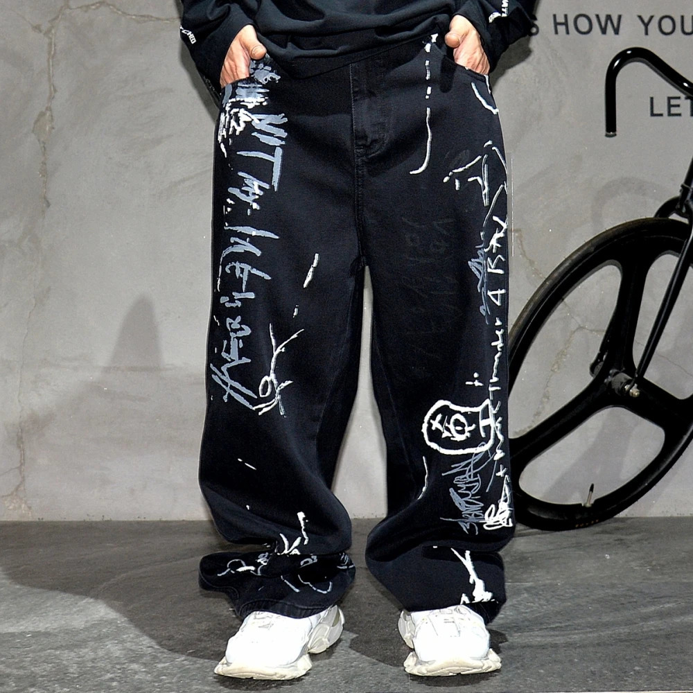 American Hip Hop Baggy Jeans Mens Clothing Streetwear Paint Graffiti Black Skateboard Street Dance Pants Kpop Denim Trousers 240708