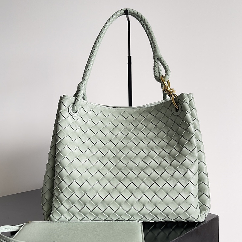 Designer Andiamo Parachute Tote Bag Handwoven Handbag Women's Sheepskin Genuine Leather Shoulder Bag Metal Rope Buckle Vegetable Basket Bag01