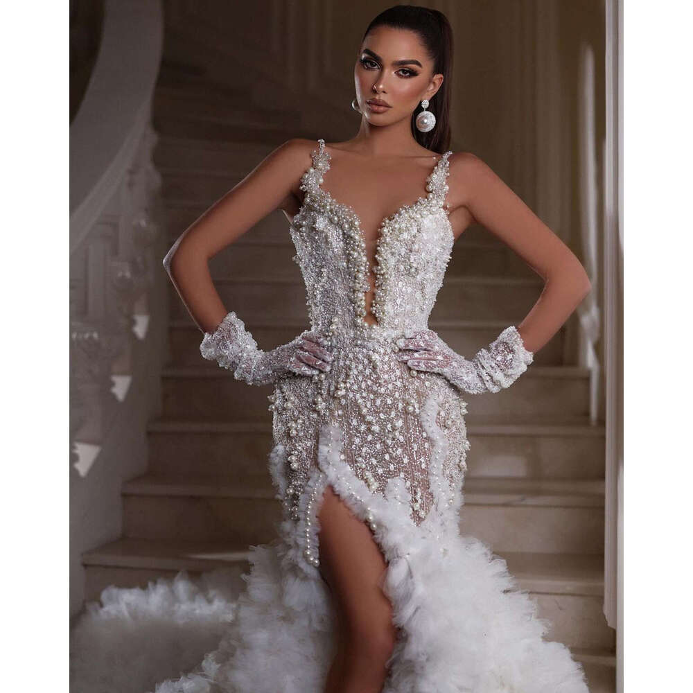 Wedding Urious Pearls Dresses Sexy Spaghetti Straps High Side Split Mermaid Bridal Gowns Crystal Beads Sequin Robe De Mariee