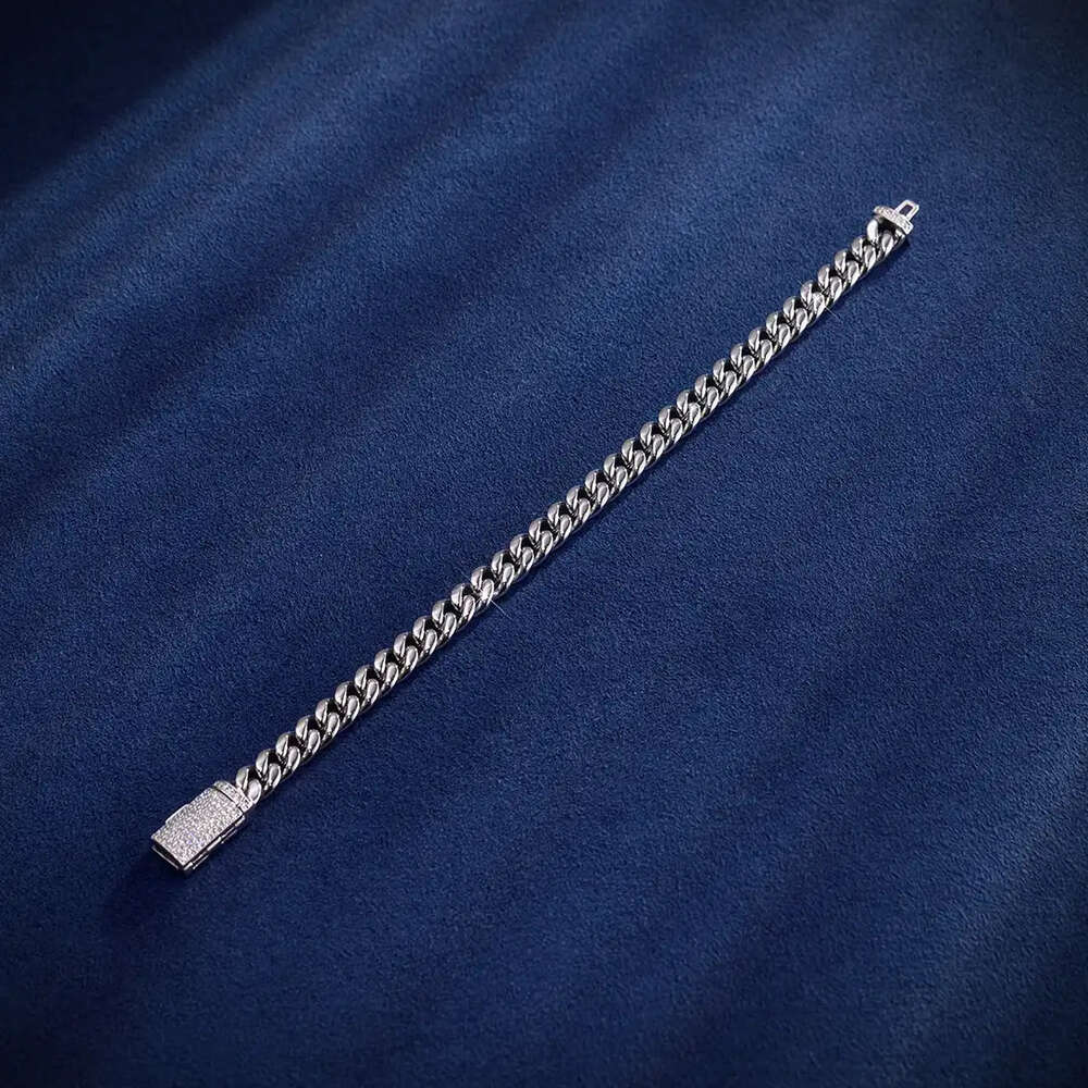 Hip Hop Miami 8mm Cuban Chain d Color Moissanite Custom Silver Bracelet for Women