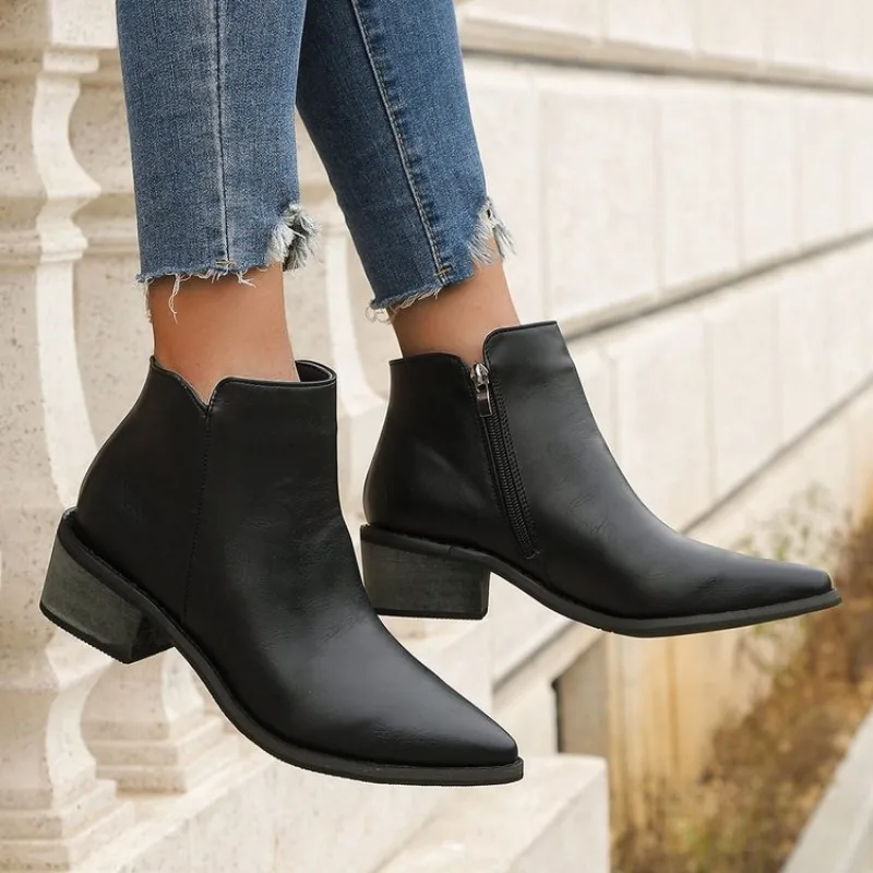 2023 Autumn New Retro Women Boots Genuine Leather Ankle Modern Pointed Toe Leather Shoes Western Boots Chelsea Boots