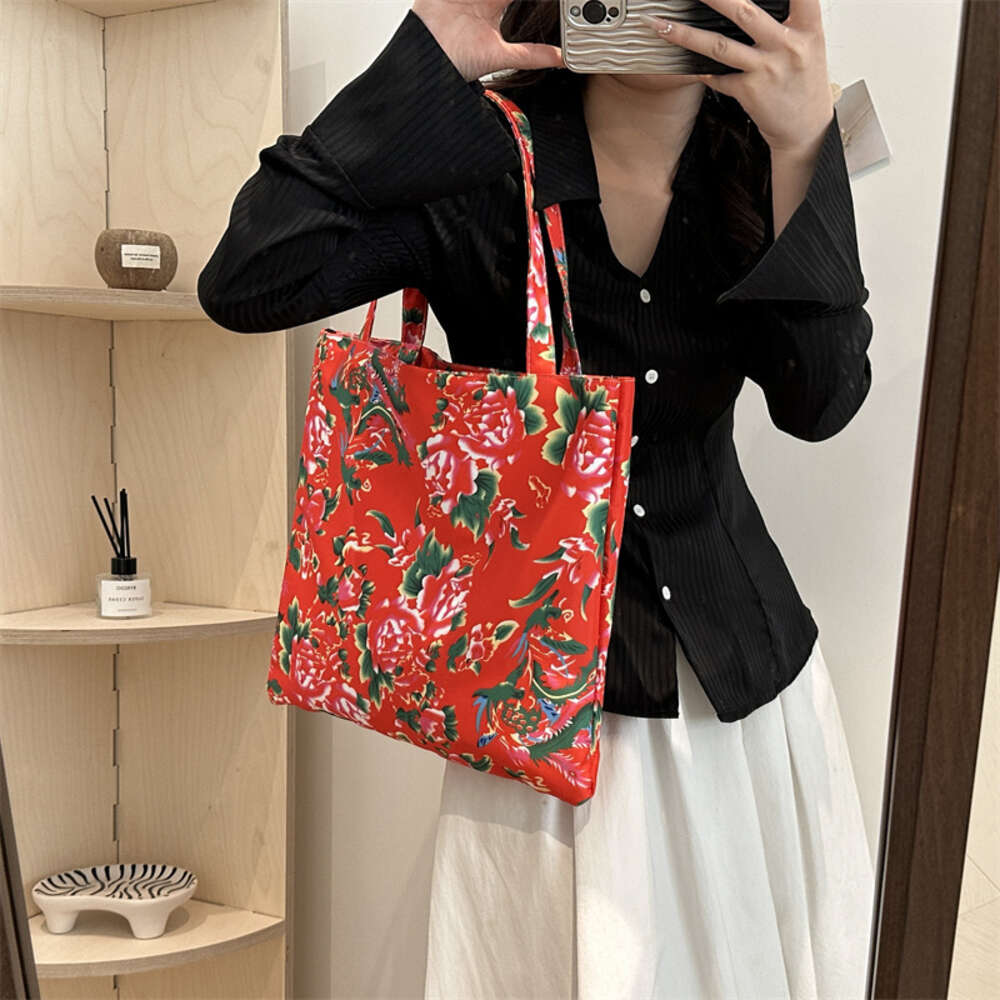 Floral personality, trendy and large capacity Chinese style handbag, new minimalist ethnic women's tote shoulder bag H7.11#12 694d9