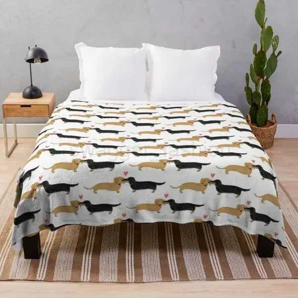 Dachshund Dog Blanket Fleece Spring/Autumn Wiener Sausage Dog Lightweight Thin Throw Blankets for Sofa Car Bed King Queen SizeB270712
