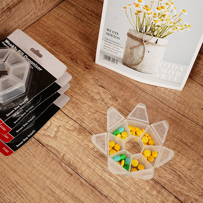 Seven Days Portable Storage Heptagonal Braille Labeling Pill Holder