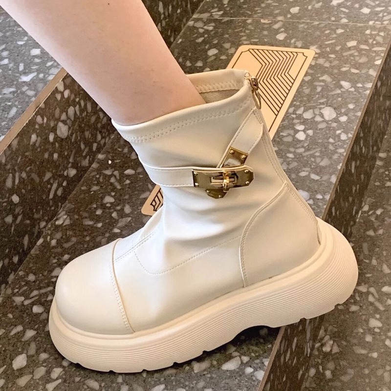 Designer Shoes In Black White 2024 Fashion New Thick Soled Comfortable And Durable Explosive Short Tube Metal Buckle High-end Martin Boots
