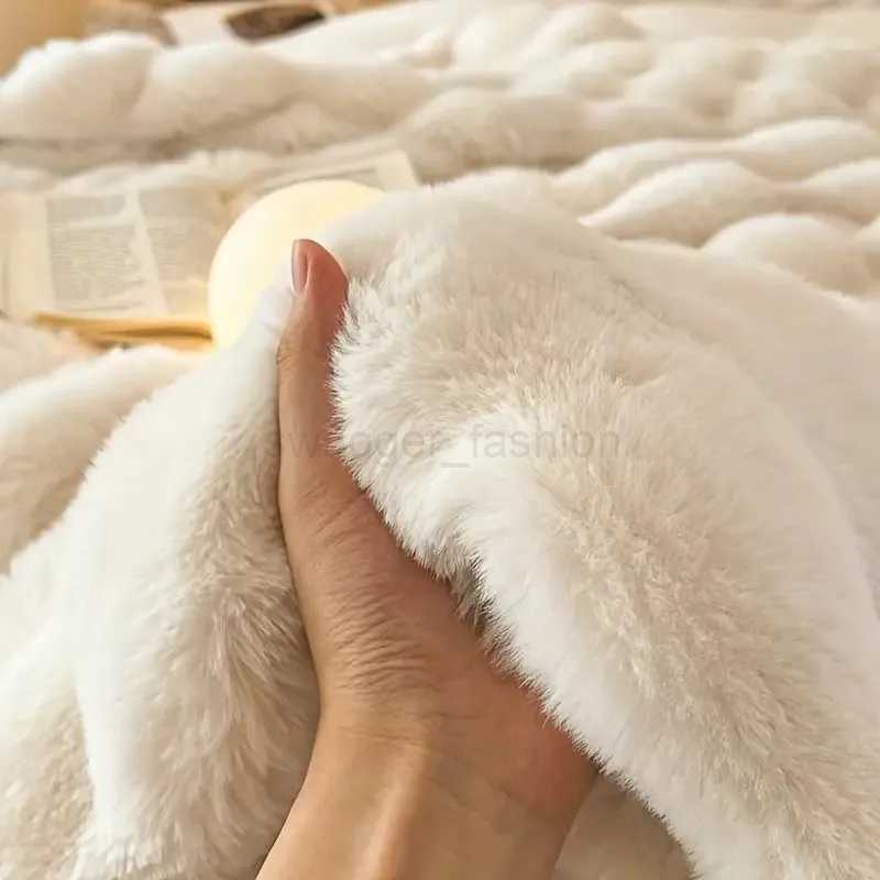 Faux Fur Plush Throw Blanket Warm Winter Double-sided Blankets for Bed Luxury Plaid Shaped Couch Cover for Sofa Pillow Case GiftB270712