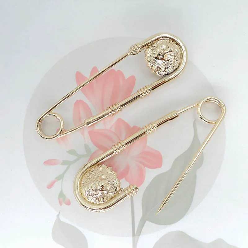 Other Fashion Accessories 1 alloy double lion head brooch fashionable DIY safety pin womens waist closed art piece mens set jacket decorative jewelry 