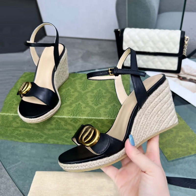 Summer Women Open Toe Sandals Fashion Leather Slope Heels Girl Comfortable and Elegant Roman Vacation High Heels