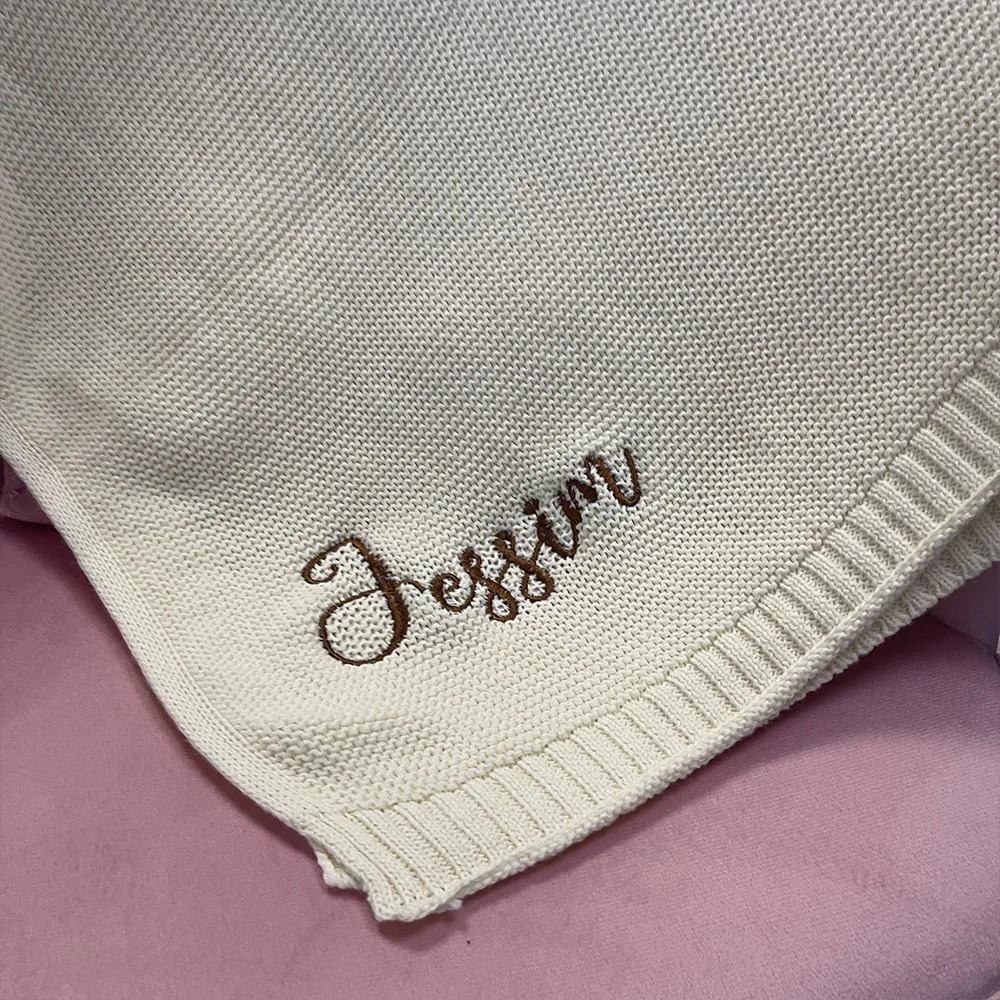 Cotton Knitted Blanket Personalized Embroidered Name Baby Boy Girl Soft Shower Breathable Stroller 240711