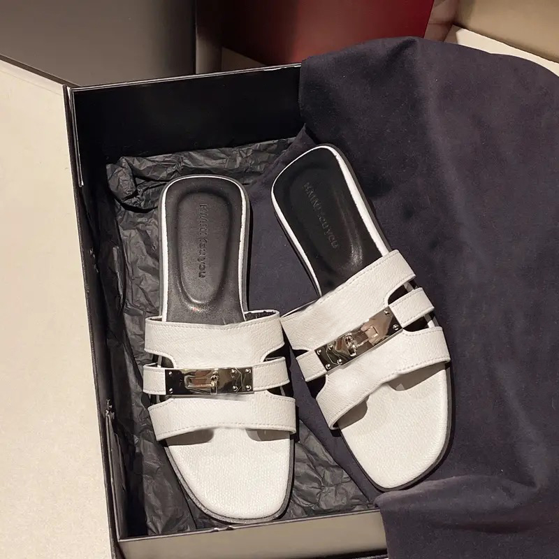 buckle designer flat shipping Free bottomed one word slippers women in summer 2024 versatile fashionable for outdoor wear casual and exposed toe sanda