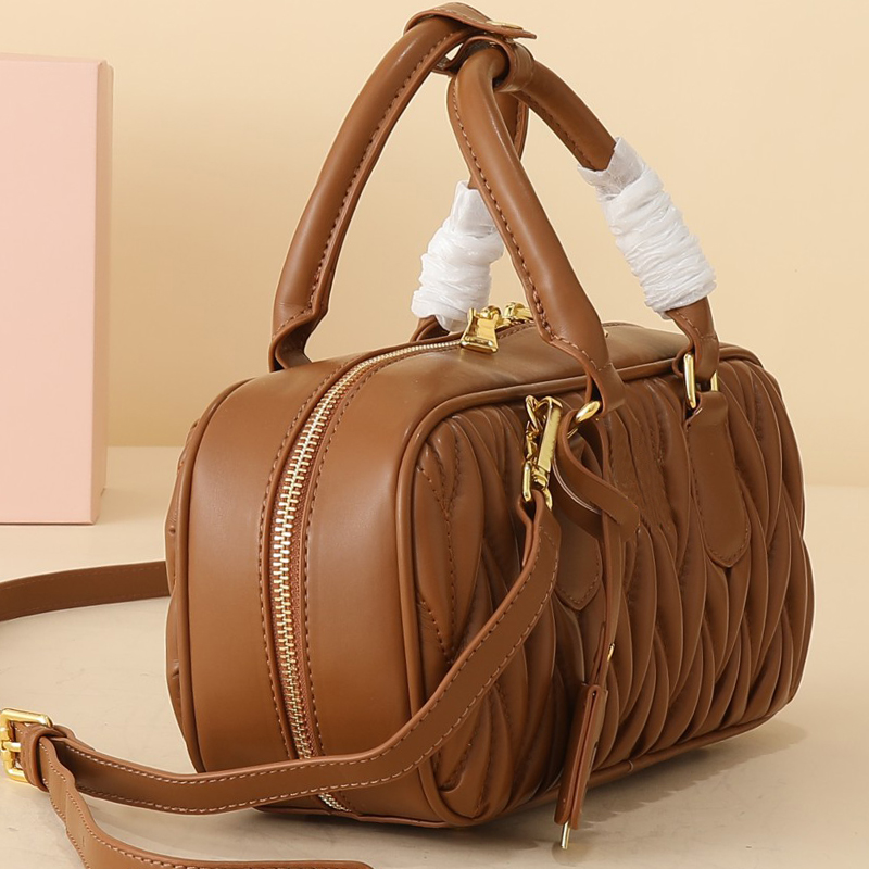 Designer Bags Women Pleated bowling bag, high-end hand-held Boston single-shoulder crossbody bag