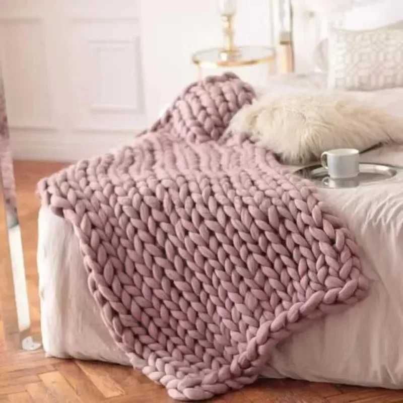 Handmade Cozy Knit Blanket Thick Yarn Wool Throw for Bed Sofa Couch for Bed Sofa CouchB270712