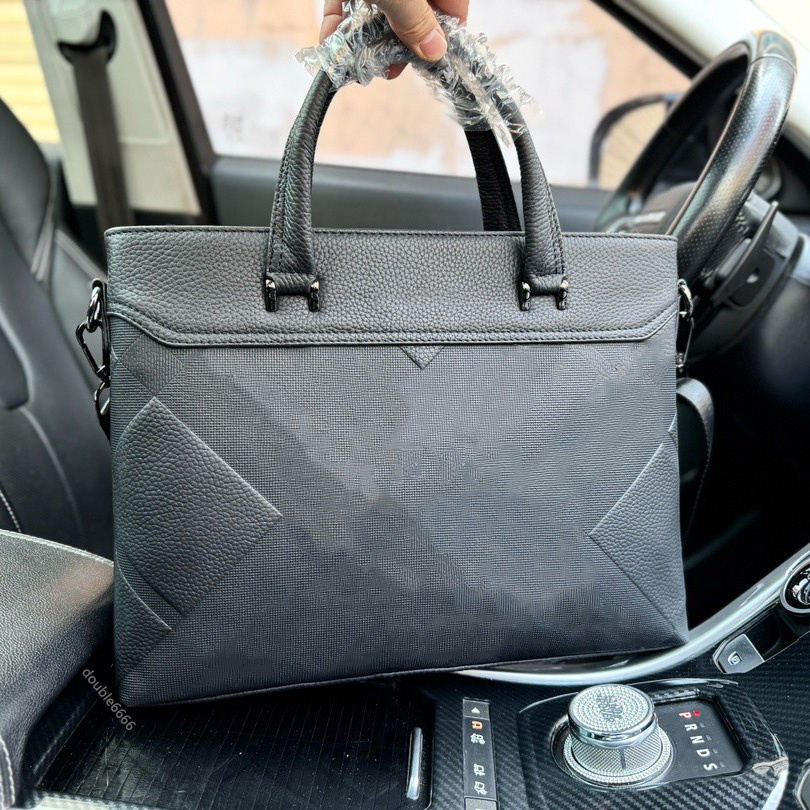 Luxury Designer Men's Leather Classic Business Bag, Messenger Bag, Outdoor Bag, Briefcase, Shoulder Bag, Solid Crossbody Bag, Work Bag, Laptop Tablet Bag document case