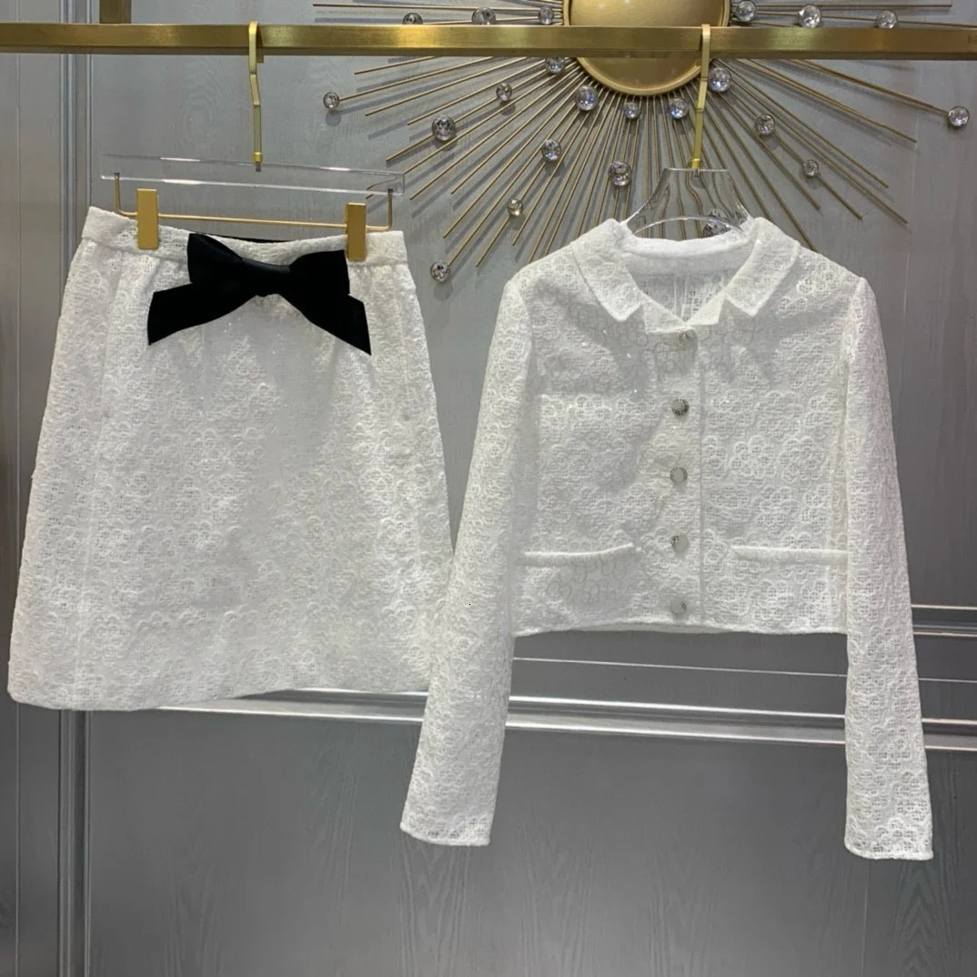 Spring/Summer White Flower Lace Hollow Lapel Jackets Womens Jackets Short Jackets Paired with Half Skirts 240704