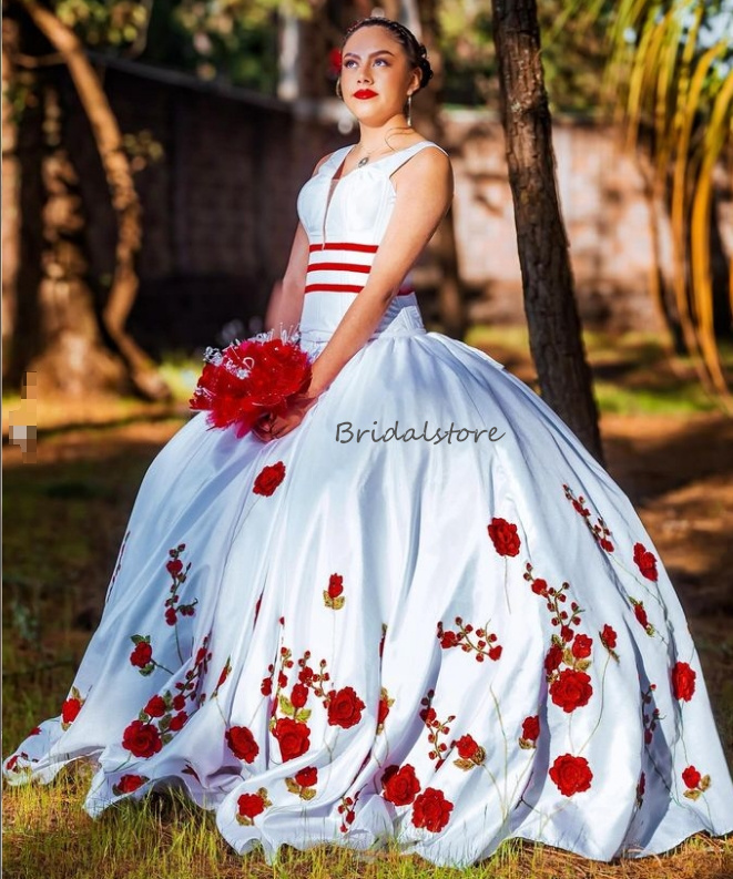 White Mexican Quinceanera Dresses Charro Mexico 3D Florals Corset Satin Fifteen Birthday Party Dress Elegant Vestido De 15 Anos Masquerade Xv Pare Rob