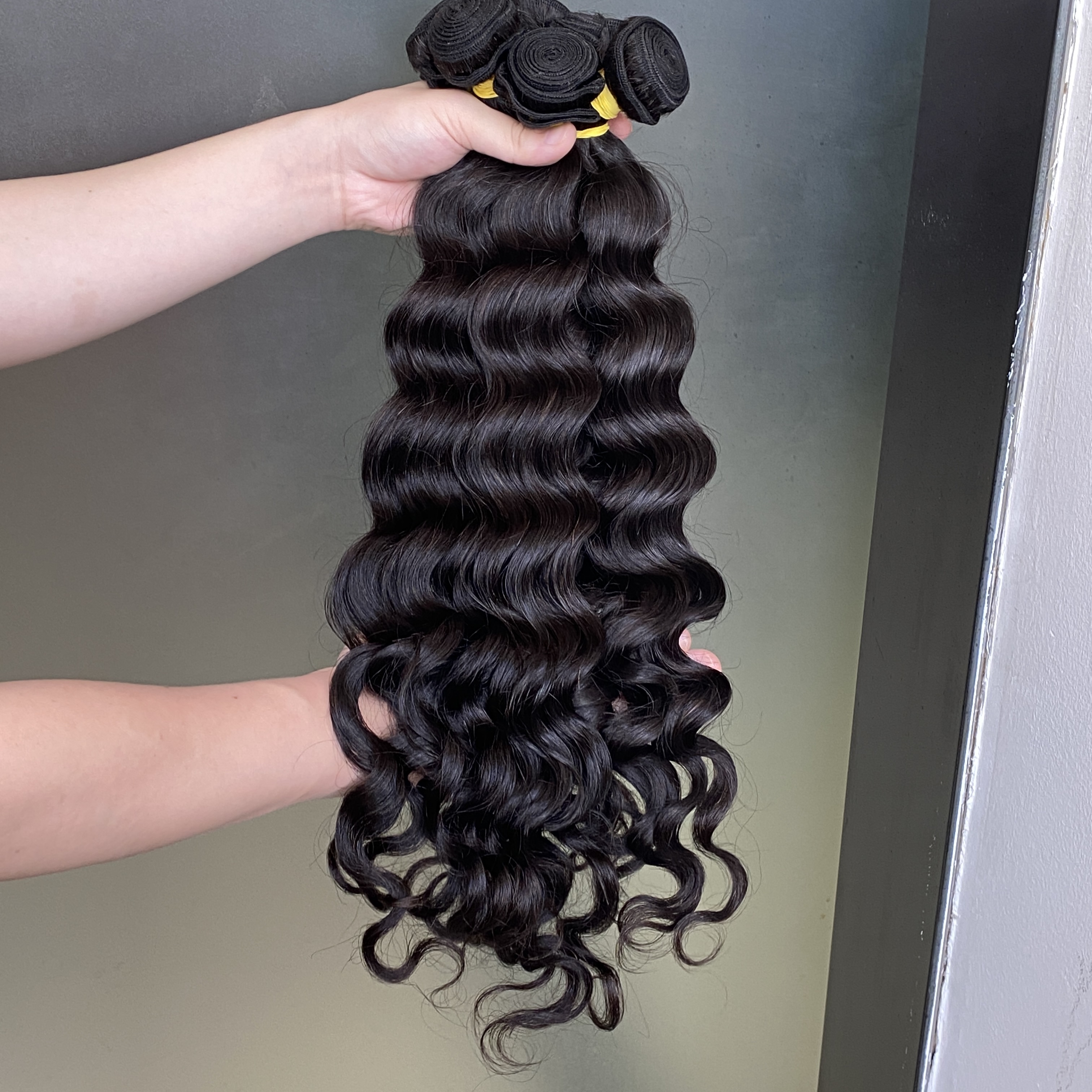 Glamorous Brazilian Human Hair Weave Bundles Natural Wave Wavy Hair Bundles 3 Pieces Lot Brazilian Hair Weave For Black Women