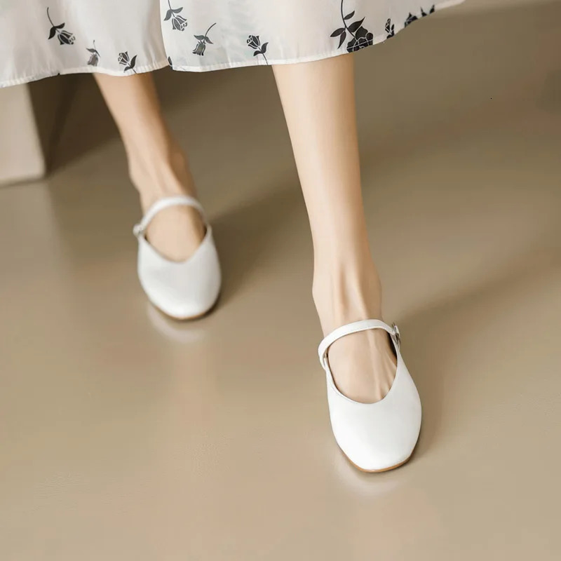 Phonentin womens leather flip toe fashionable slider summer low boots fashionable flat shoes elegant moose shoes plus size FT2541 240713