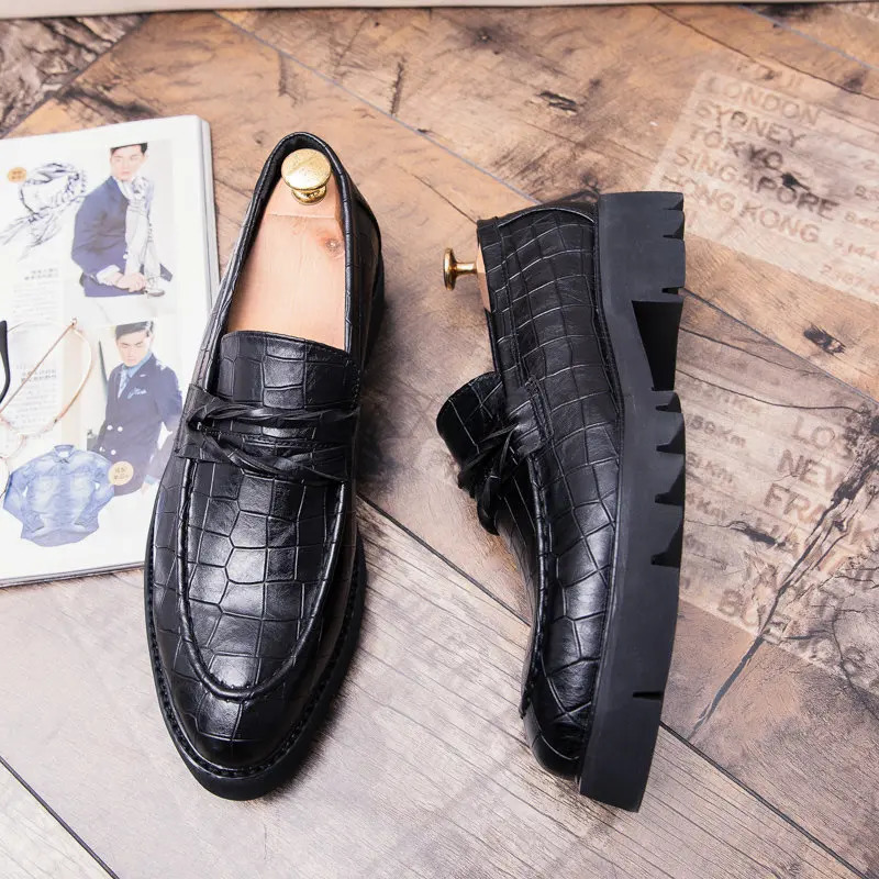 Men Leather Shoes outdoor Casual Formal Business Mens Shoes fashion Black Retro shoes Slip-On Mens Loafers Zapatos Hombre 240708