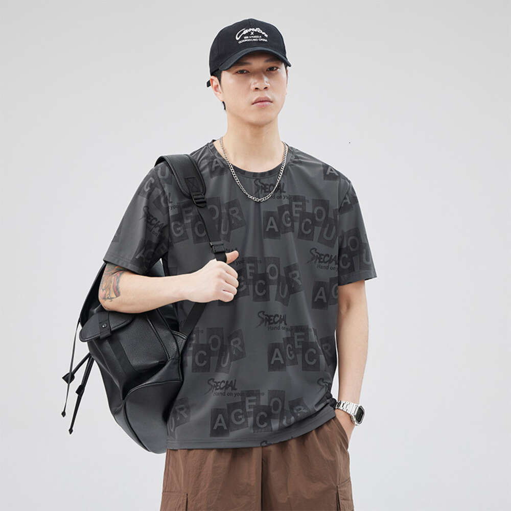 Summer loose T-shirt 2024 new comfortable versatile round neck men's trendy top, breathable and elastic