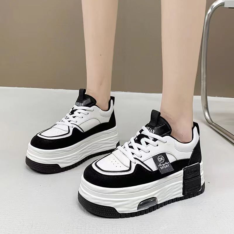 ddmynov Famous internet celebrity 2024 new super hot sports white thick sole chic versatile niche canvas board shoes for women