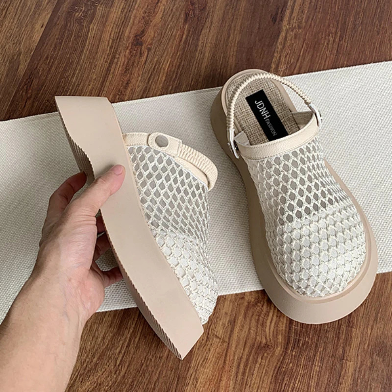 Thick soled toe sandals 2024 summer one and a half foot slider with hollow air vents two pairs of sandals 240713