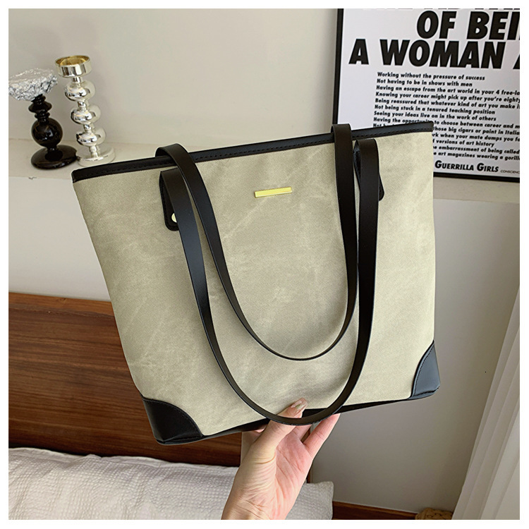 Fashionable casual capacity tote for women's new 2024 large with a sense of luxury and niche commuting bag, trendy shoulder bag #15 swissmilitary