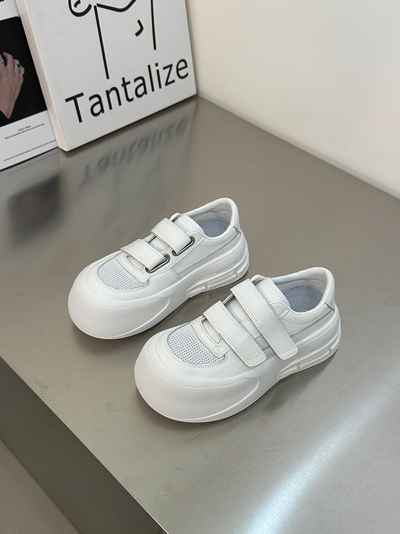 Ddmyoutdoor Soft Thick Sole Spring White Height Increasing Versatile Casual Fashion Sponge Cake Big Head New Mesh Panel Shoes For Women