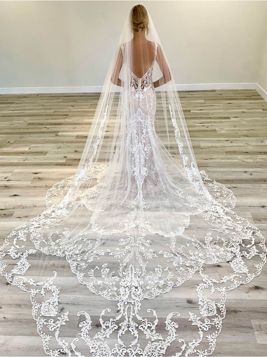 Luxury Wedding Veil Appliques One Layer Long Cathedral Length Veils Lace Edge For Bride Voile Velo De Cabeza Custom Made