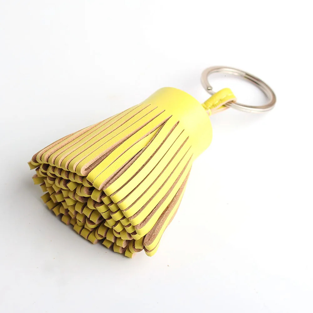 Natural Real Leather Tassel Keychain For Keys Car Key Chain Key Ring Women Bag Charm Pendant Girls 240713