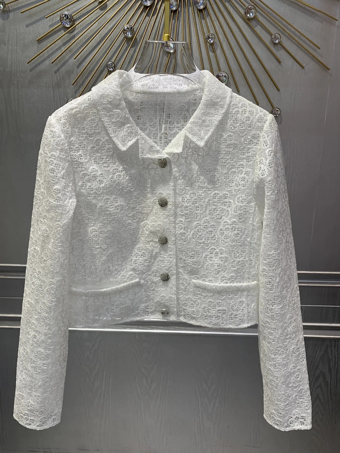 Spring/Summer White Flower Lace Hollow Lapel Jackets Womens Jackets Short Jackets Paired with Half Skirts 240704
