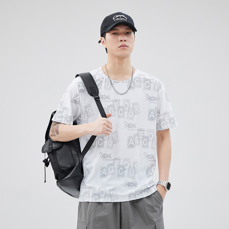 Summer loose T-shirt 2024 new comfortable versatile round neck men's trendy top, breathable and elastic