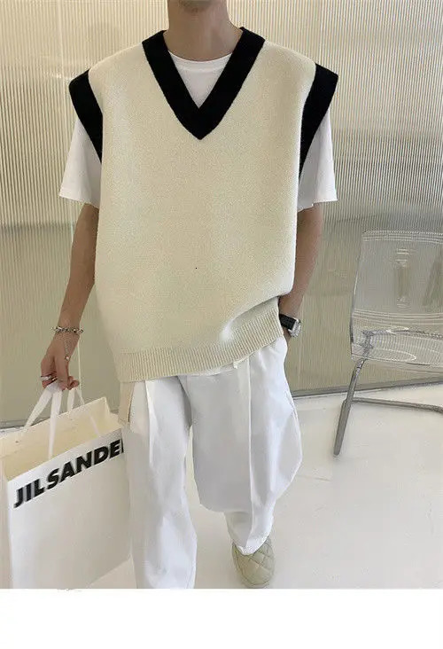 Korean Sweater Vest Mens Fashion Knitwear Solid Color Casual V-neck Knitted Pullover Men Loose Knitting Sweaters Clothes B282 240712