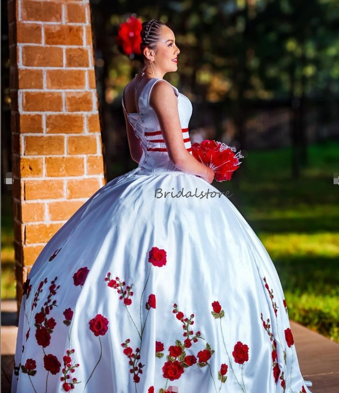 White Mexican Quinceanera Dresses Charro Mexico 3D Florals Corset Satin Fifteen Birthday Party Dress Elegant Vestido De 15 Anos Masquerade Xv Pare Rob