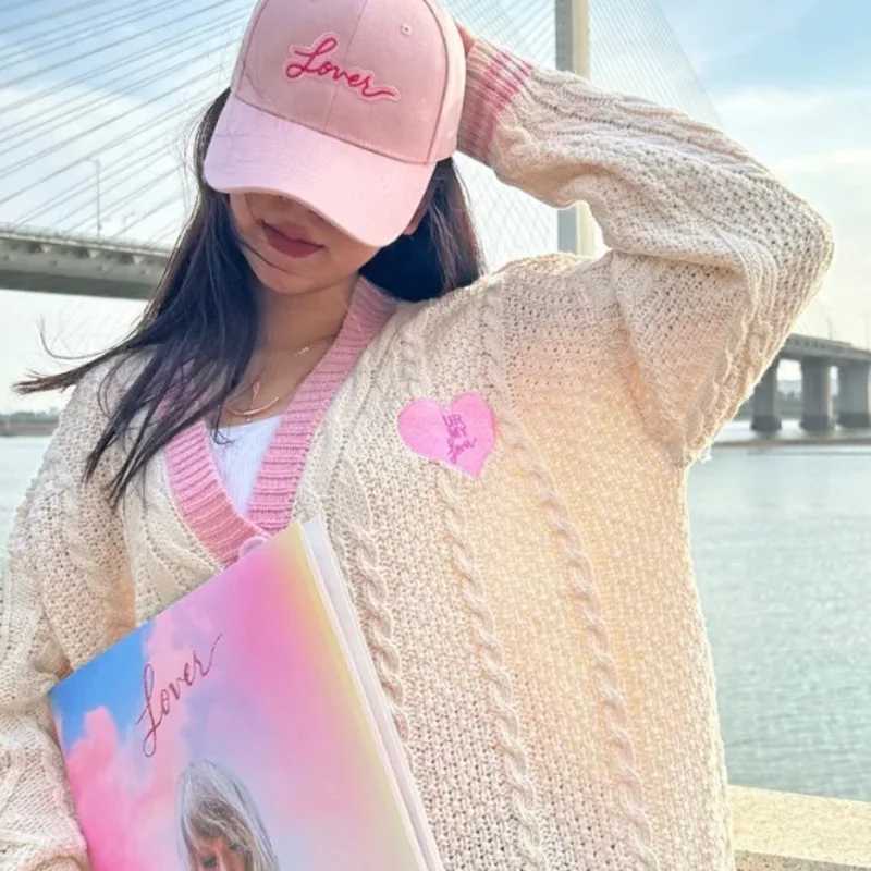 Womens Sweaters Retro celebrity print knitted lover Taylor cardigan sweater womens Swift sweater button up long sleeved jacket oversized Y2K cardigan 