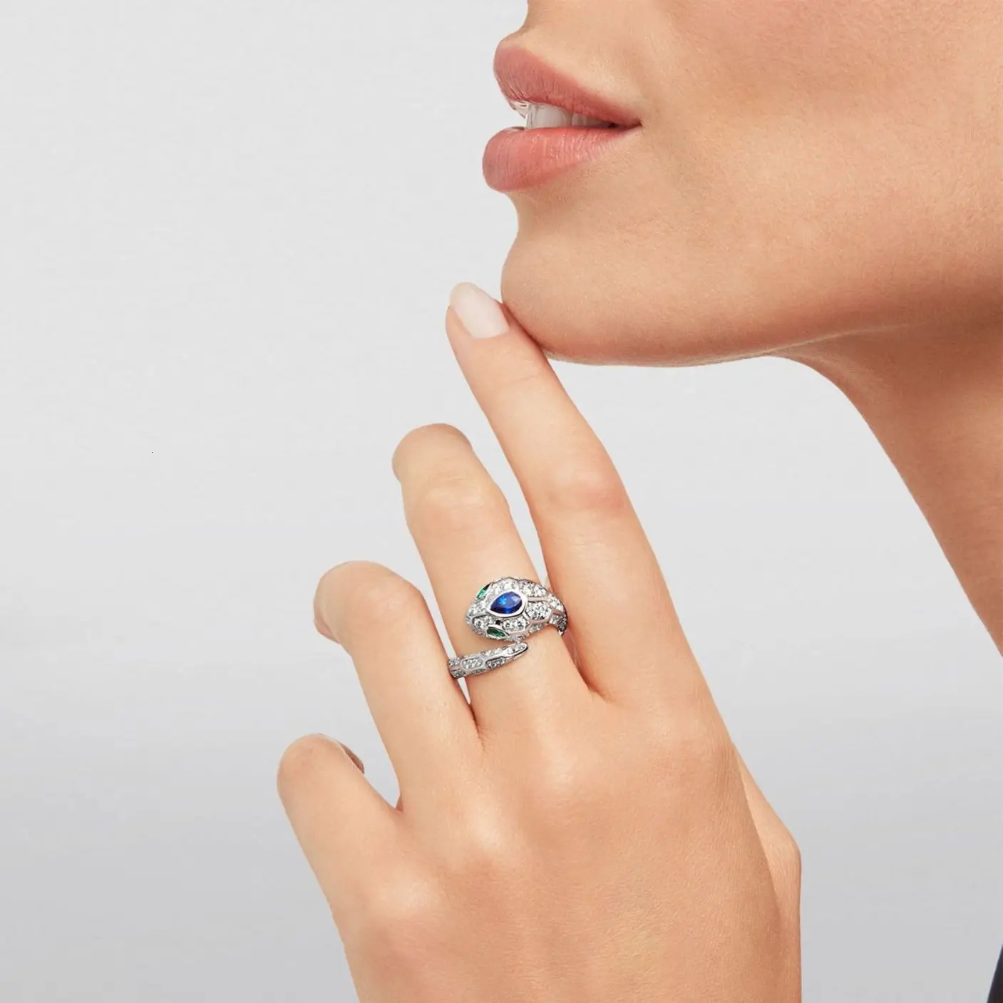 ZOCA 925 Sterling Silver Snake Shape Finger Ring Animal Ring for Women Pave Setting Zircon Fine Jewelry 240711