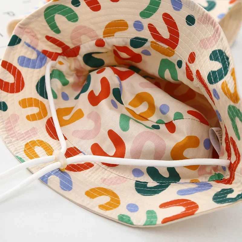 Double sided baby bucket hat with cute embroidered letters for children boys and girls fishermans Panama hat summer outdoor childrens sun hatW240713