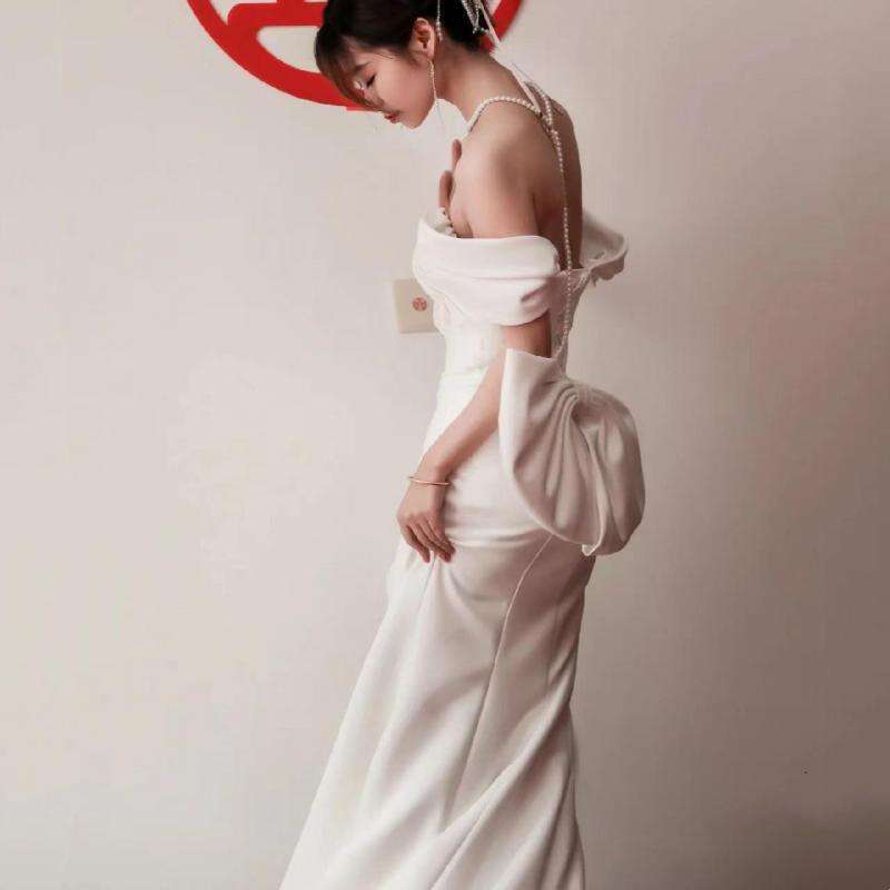 New Mermaid Wedding Dresses With Small Train Elegant Boat Neck Sexy Backless Bridal Dress Satin Simple Vestidos De Novia