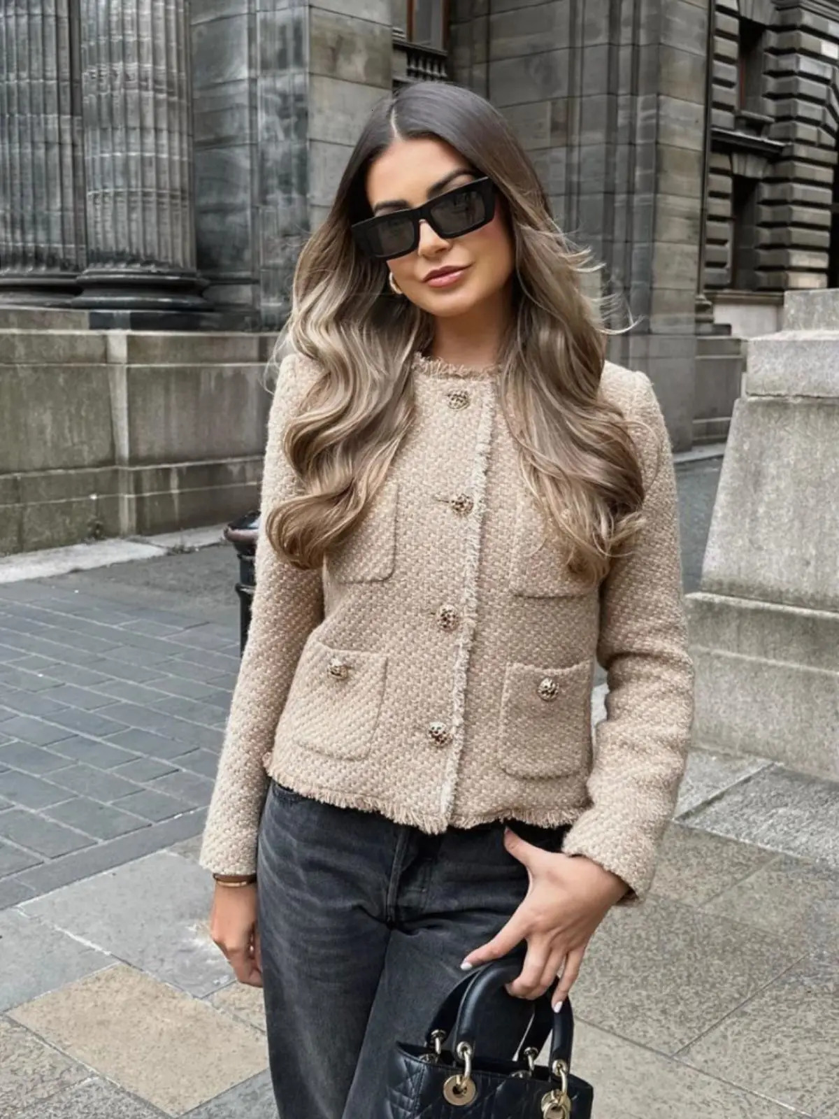 Elegant Women Camel O-neck Pocket Tweed Jacket Long Sleeve Button Frayed Cropped Jacket Autumn Female Fashion Short Coats 240712