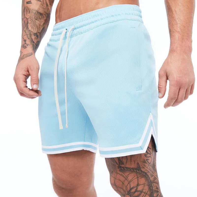 Sport Shorts Men Quick Dry Sportswear Training Soccer Jogging Fitness Gym Shorts Men Breathable Bodybuilding Running Short Pants 240709