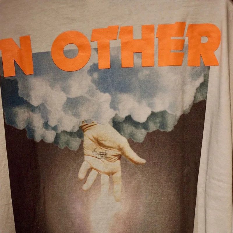 High Quality Jesus Burning Hand Lightning Long Sleeve TShirt Men Women 1 Oversized Saint Micheal T Shirt 24SS Tops Tee 240712